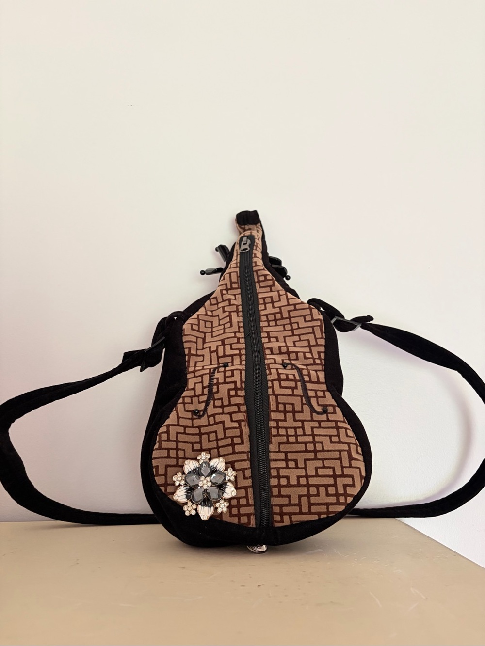 Unique violin purse bag  with brooch for musicians
